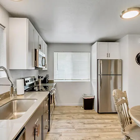 Mcclelland By Cloud Dream Homes Salt Lake City Room photo